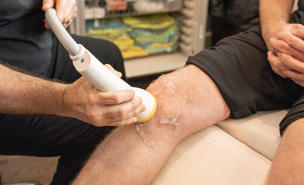 Can SoftWave Therapy Treat Knee Pain?