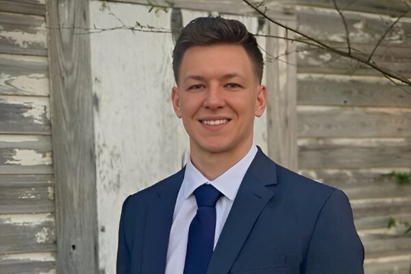 Dr. Derek Tucker