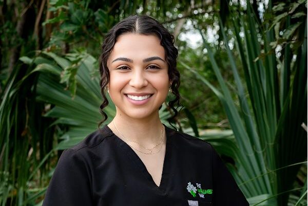 Dr. Camila Espinal
